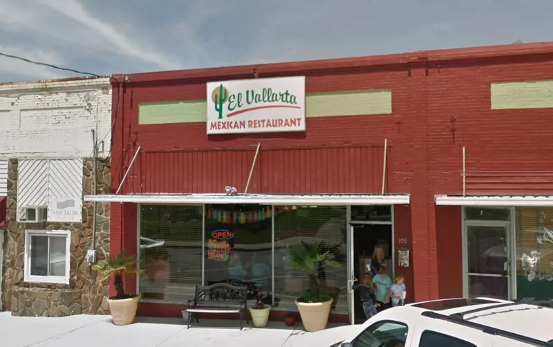 El Vallarta Marshville storefront on E Union St